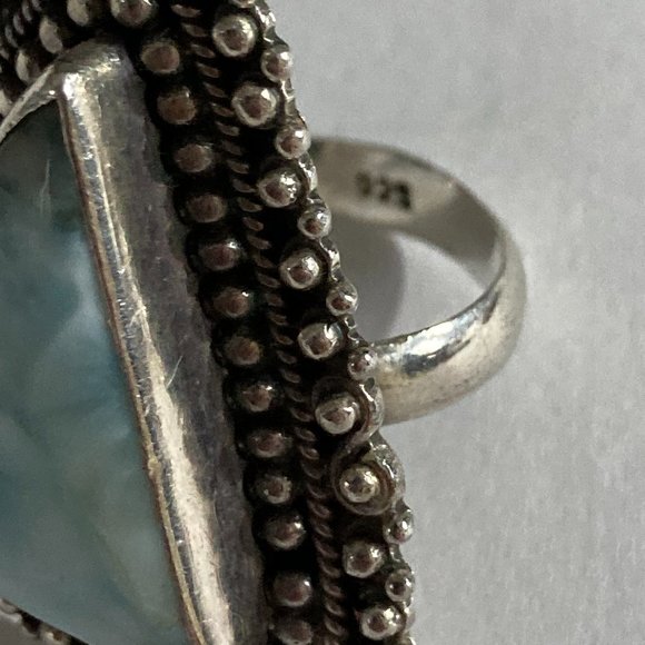 Beautiful large triangular larimar stone in sterling silver setting - Picture 4 of 6